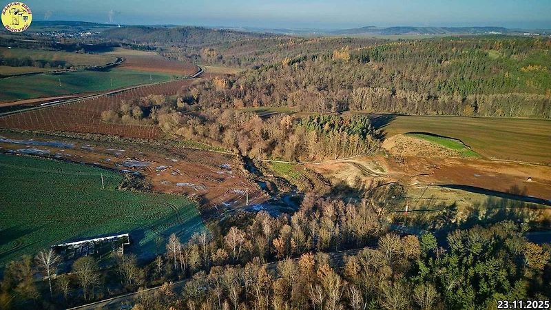 Staveniště dálnice D6 úseku Petrohrad - Lubenec. Foto: Jan Banán Svoboda