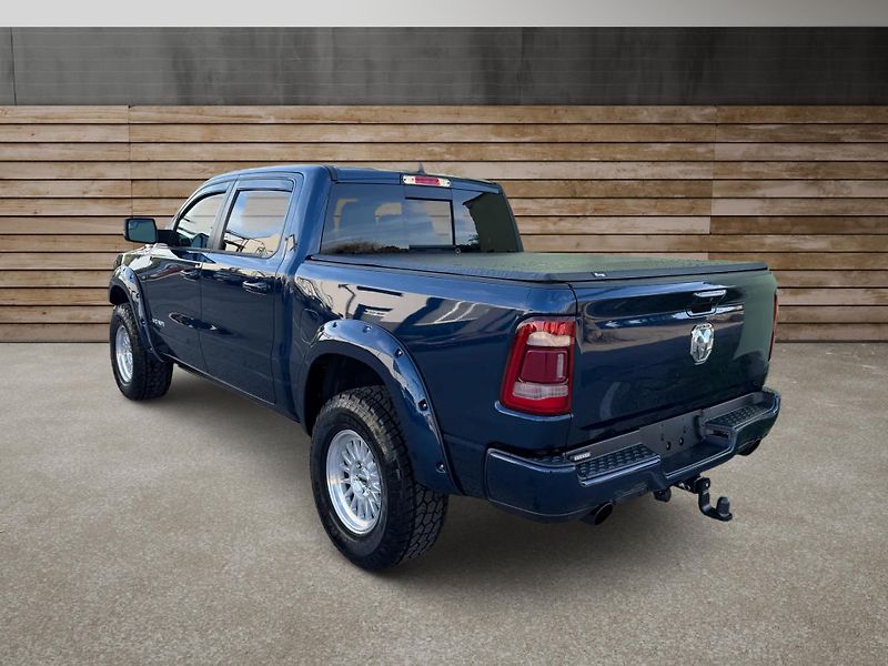 Dodge RAM (2024) +LARAMIE+OFFROAD PAKET+ - fotka 5 z 26