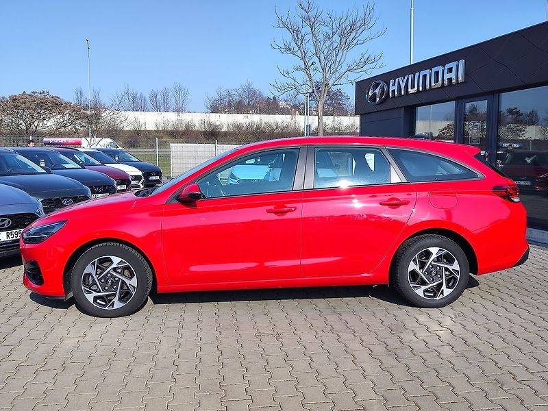 Hyundai i30 1.5 T-GDI/103kW Comfort 16 DCT - fotka 8 z 28