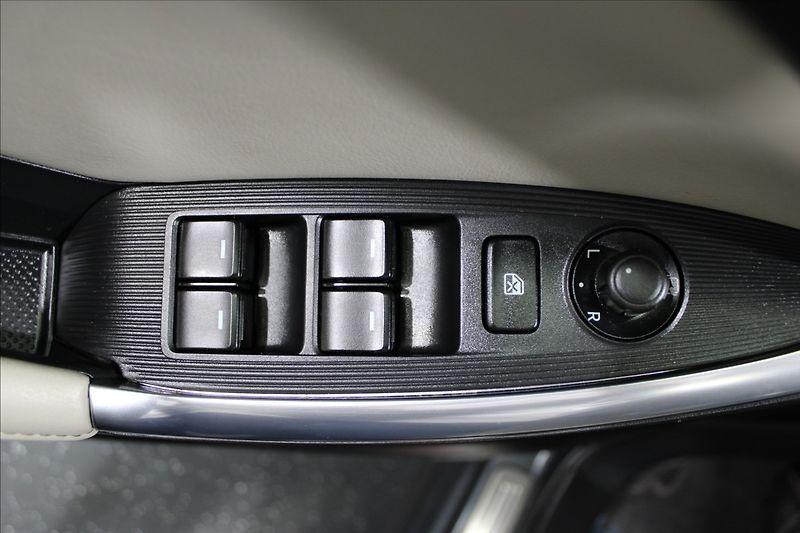 Mazda CX-5 2,0 Skyactiv AWD Automat - fotka 14 z 32