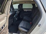 Volvo V90 (2019) 2.0 D4 Momentum 140kW 8AT - náhled 15