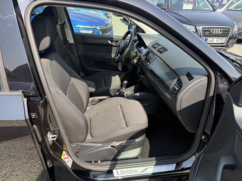 Škoda Fabia 1.0 MPI CLEVER - fotka 10 z 13