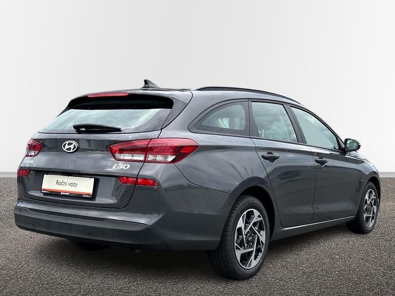 Hyundai i30 MHEV Smart - fotka 2 z 23