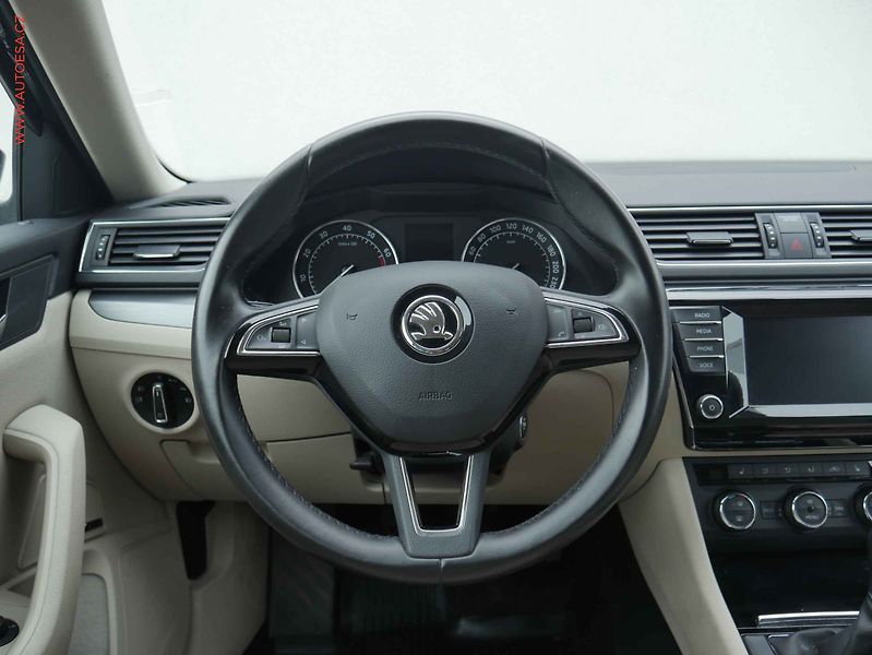 Škoda Superb (2016) 1.8TSi, servis.kniha - fotka 18 z 31