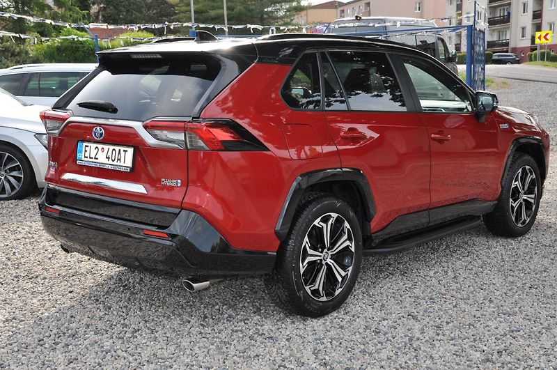 Toyota RAV4 2.5 PHEV 136kW 4x4 Selection - fotka 3 z 20