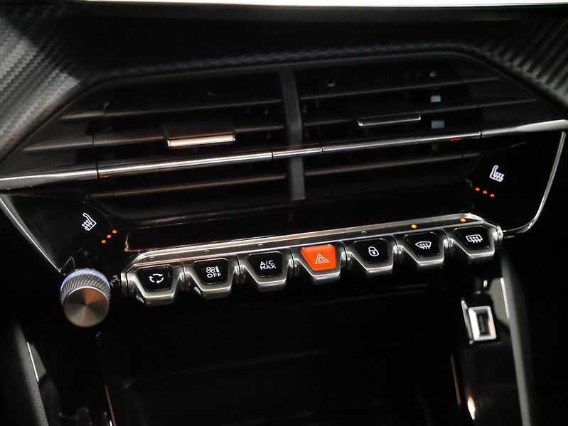 Peugeot 2008 - fotka 22 z 26