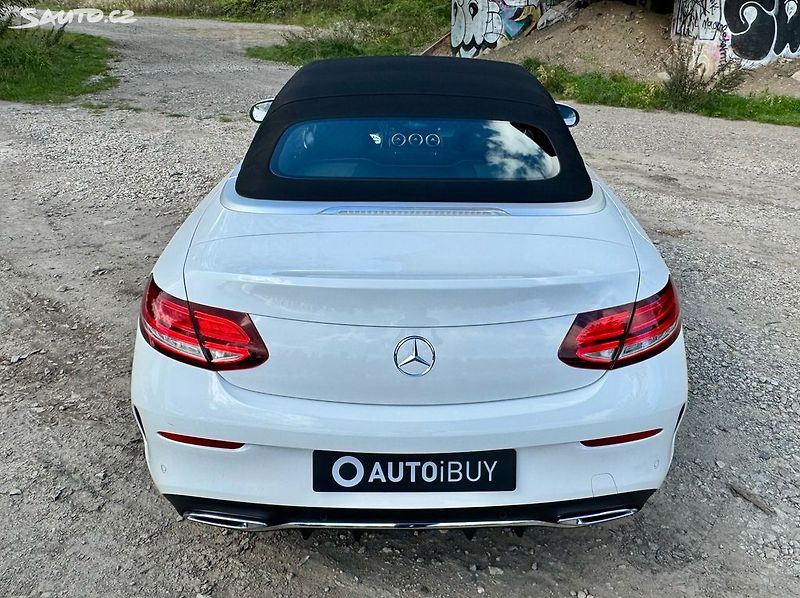 Mercedes-Benz Třídy C CABRIO 300d AMG - fotka 21 z 49