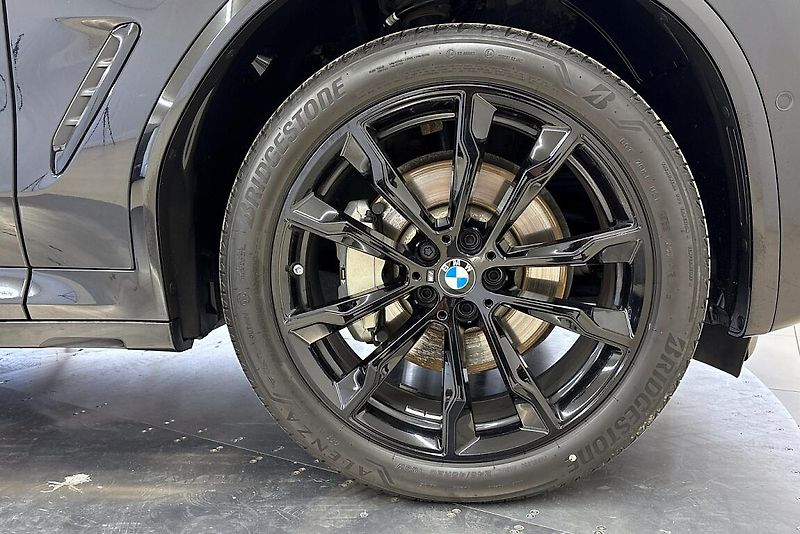 BMW X3 xDrive30d - fotka 6 z 13