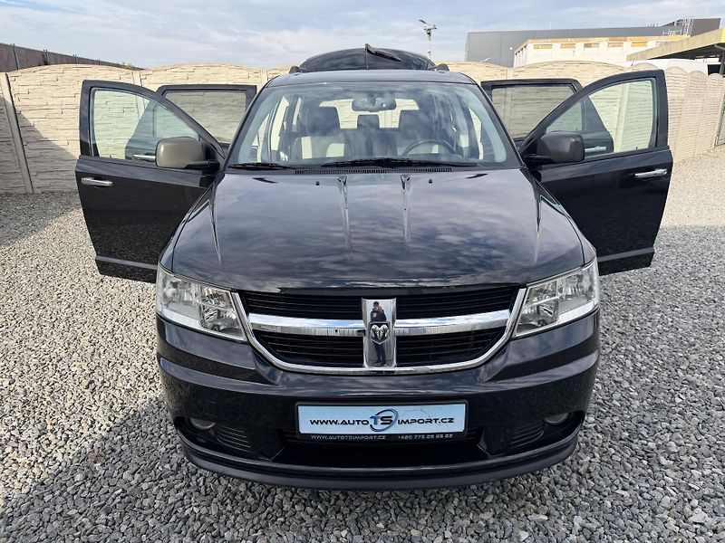 Dodge Journey 2.0CRD KLIMA NAVI KŮŽE AUTOMAT - fotka 130 z 148