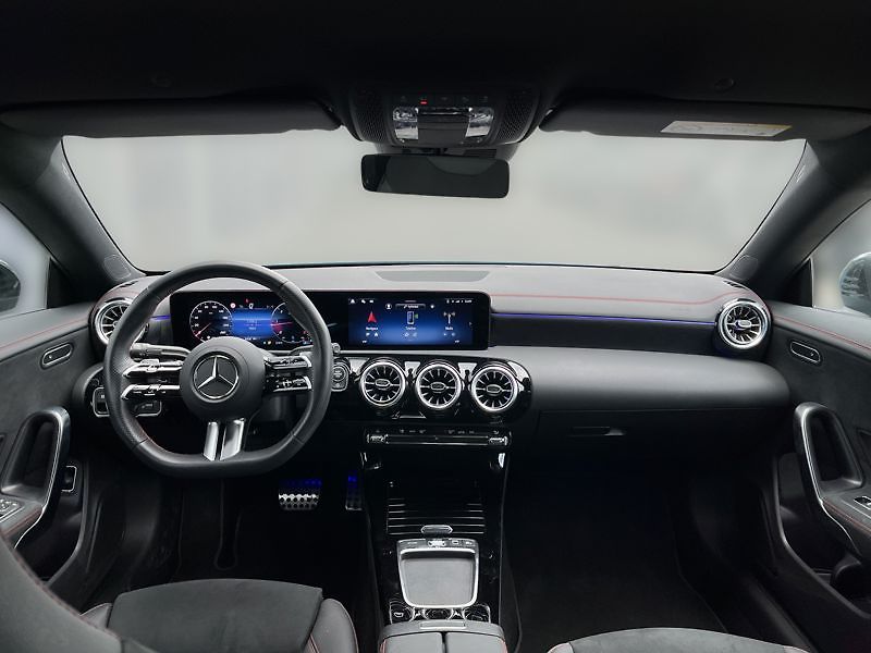 Mercedes-Benz CLA 180d kupé AMG Line Keyless - fotka 14 z 19