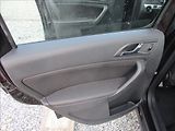 Škoda Yeti 1,2 TSI, klima, servis, tažné, - náhled 10