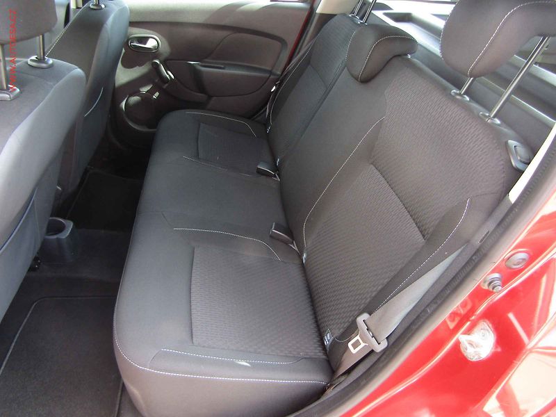 Dacia Logan (2018) 1.0SCe, 2.maj,ČR, Klima - fotka 10 z 15