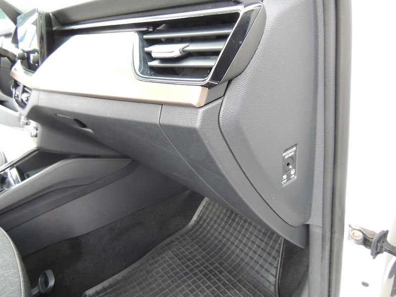 Škoda Scala (2020) 1.0TSi,85kw,Style,full LED,ČR - fotka 35 z 38