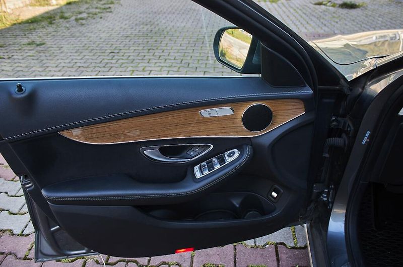 Mercedes-Benz Třídy C (2017) Mercedes C200 - T (kombi) - fotka 9 z 21