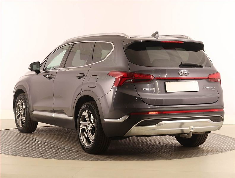 Hyundai Santa Fe (2021) 2.2 CRDi - fotka 4 z 28
