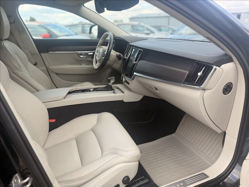 Volvo V90 2,0 CROSS COUNTRY DPH NOVÉ ČR - fotka 26 z 31