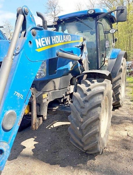 New Holland (2017) T6.175 traktor+nakladač 166HP  - fotka 8 z 10