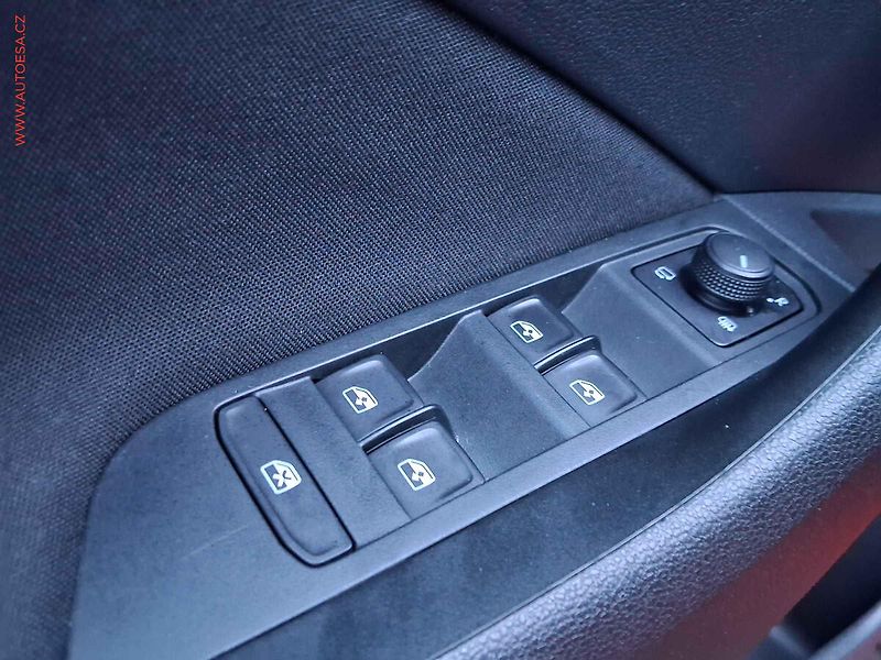 Škoda Kamiq (2020) 1.5 TSI, DSG, LED - fotka 14 z 21