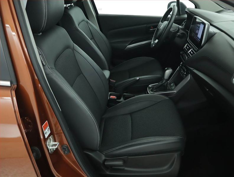 Suzuki SX4 S-Cross (2021) Elegance 1.4 BoosterJet - fotka 9 z 16