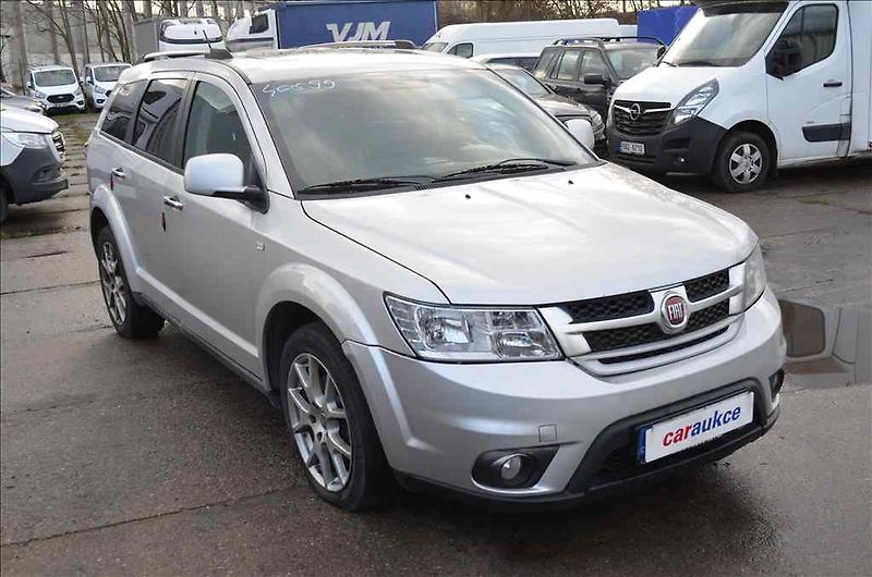 Fiat Freemont (2013) 2,0 MULTIJET AWD - fotka 3 z 21