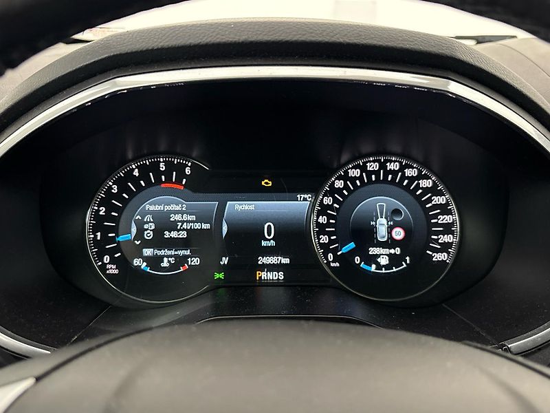 Ford S-MAX Titanium AT - fotka 11 z 28