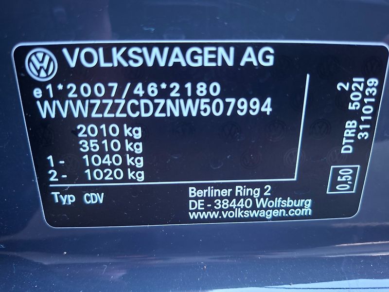 Volkswagen Golf (2021) 2.0TDI 85kW DSG -TAŽ.ZAŘ.-DPH - fotka 35 z 38
