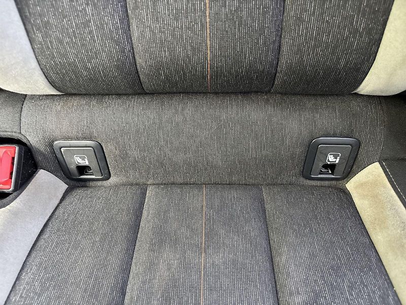 Škoda Kamiq (2021) 1.0 TSI DSG Style - fotka 26 z 31