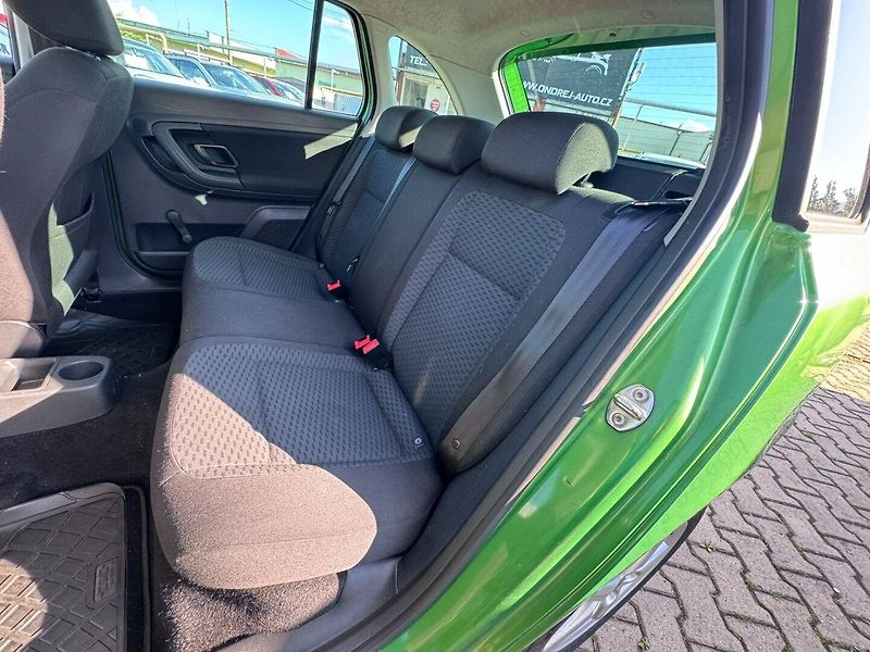 Škoda Fabia (2010) 1,2 TSI 63 KW 2X KOLA - fotka 25 z 45