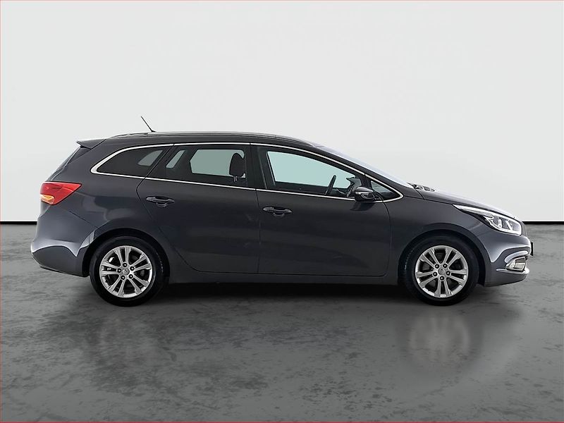 Kia Ceed (2014) 1.6 CRDi, ČR,1.maj, Tempomat - fotka 6 z 17