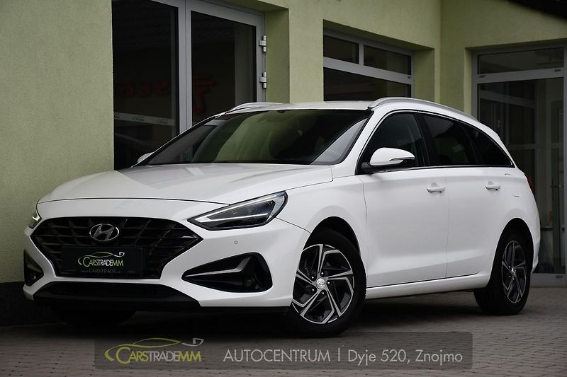 Hyundai i30 1.6CRDi SMART KAMERA CARPLAY - fotka 1 z 50