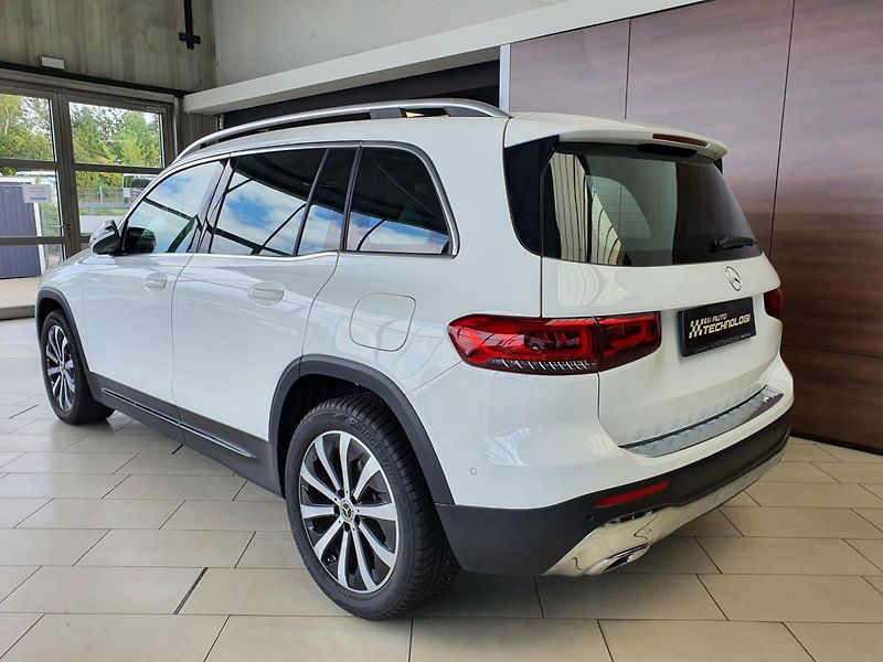 Mercedes-Benz GLB (2020) 220 D 4MATIC - fotka 5 z 25