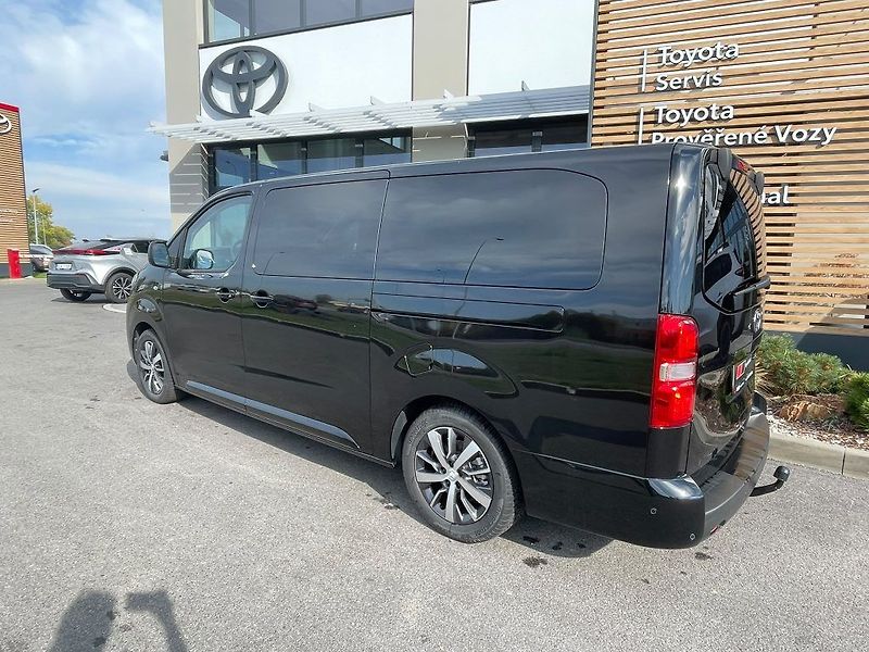 Toyota ProAce Verso 2.0 D-4D 177k L2  A/T VIP 7Sky - fotka 5 z 29