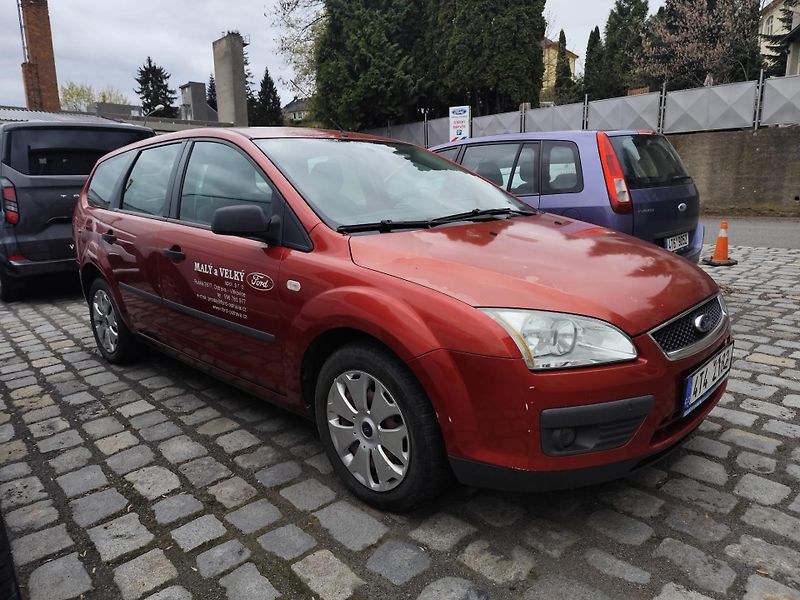 Ford Focus (2006) 1.6 74kW Trend - fotka 3 z 14