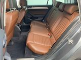 Volkswagen Passat (2017) 2.0 TDi, Highline, LED, TZ - náhled 10