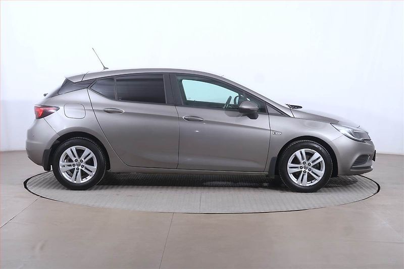 Opel Astra (2016) 1.0 Turbo, Automat, Serv.kniha - fotka 6 z 18