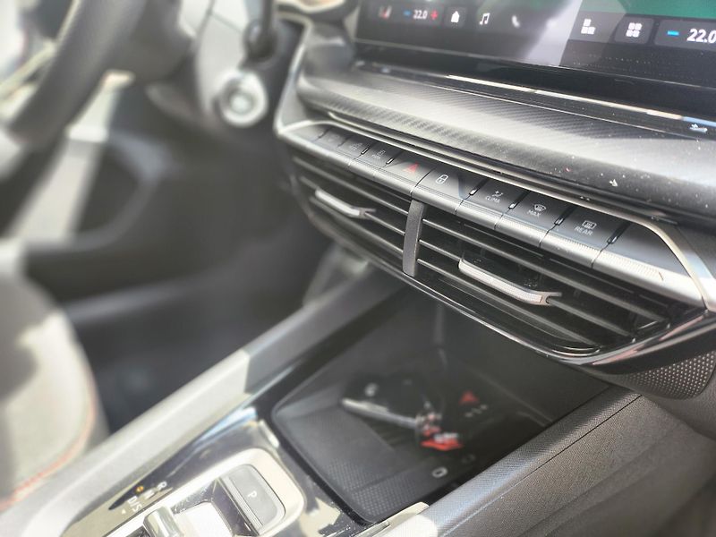 Škoda Octavia RS 2.0 TSI 195 kw DSG - fotka 23 z 28