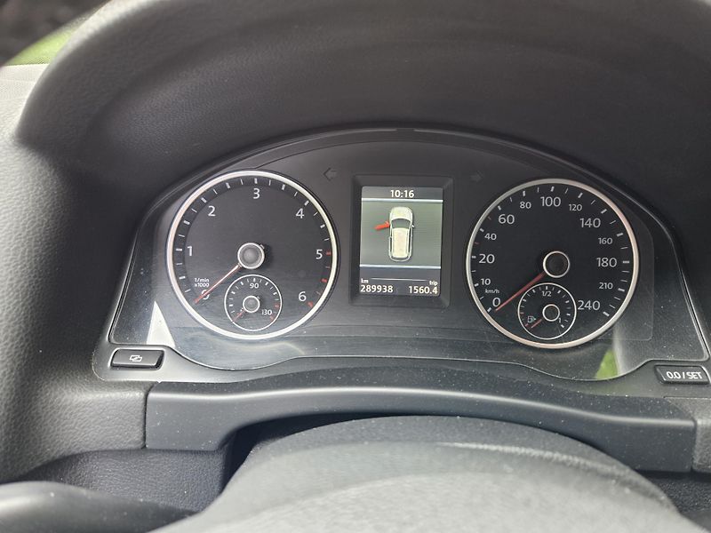 Volkswagen Tiguan (2011) 2,0 TDI 4x4 AUTOMAT - fotka 8 z 15