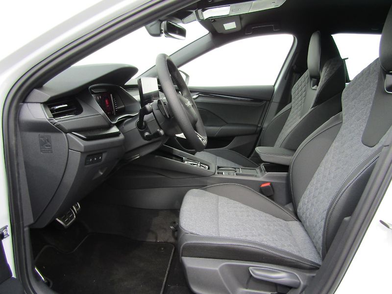 Škoda Octavia (2026) Combi Sportline 2.0 TDI 110 kW - fotka 19 z 30