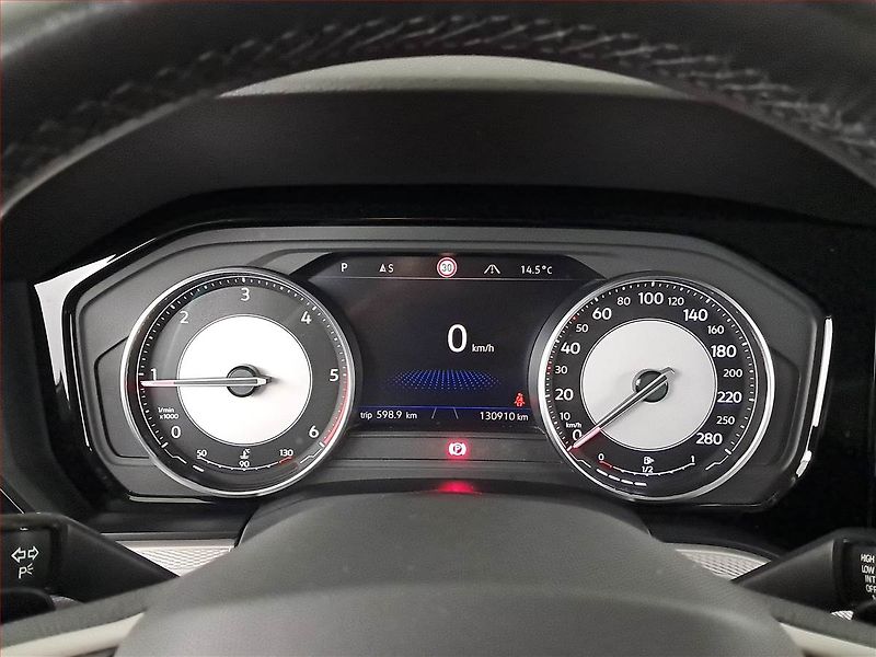 Volkswagen Touareg (2022) 3.0 TDI - fotka 11 z 22