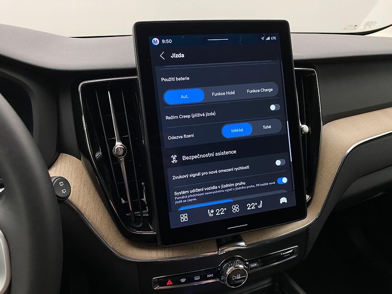 Volvo XC60 T6 AWD RECHARGE DARK PLUS CZ - fotka 49 z 62