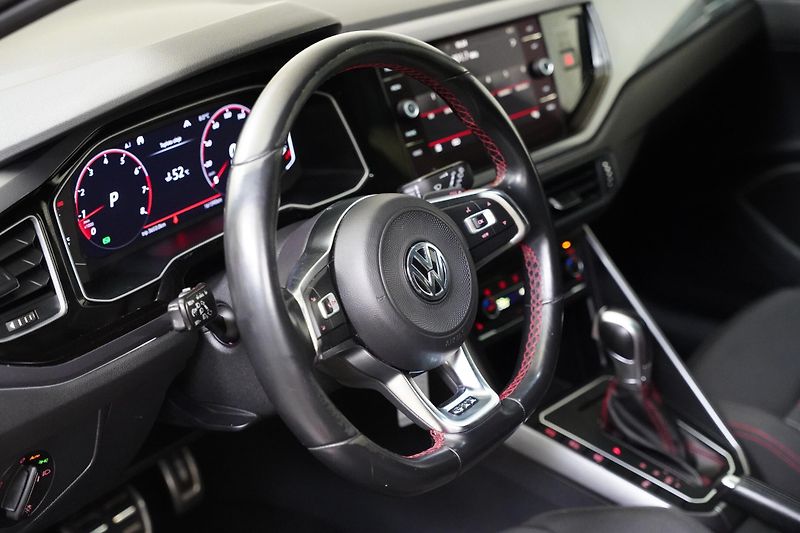 Volkswagen Polo - fotka 14 z 27