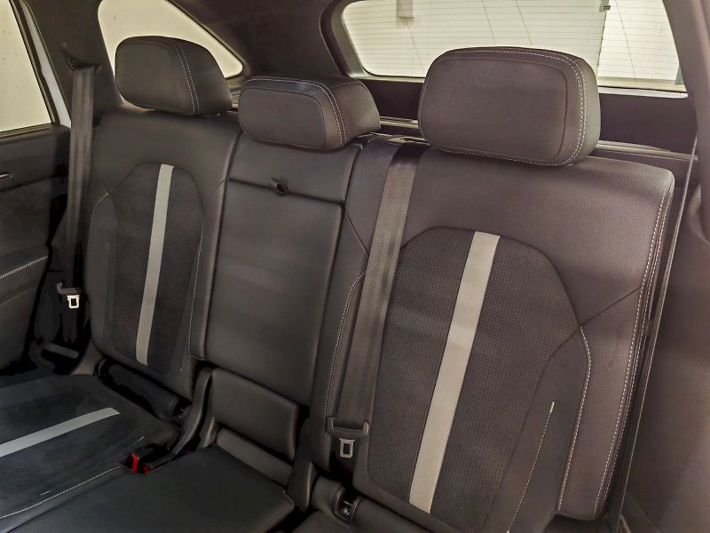 Škoda Kodiaq (2025) iV 1.5 TSI 150 kW DSG Sportlin - fotka 26 z 32