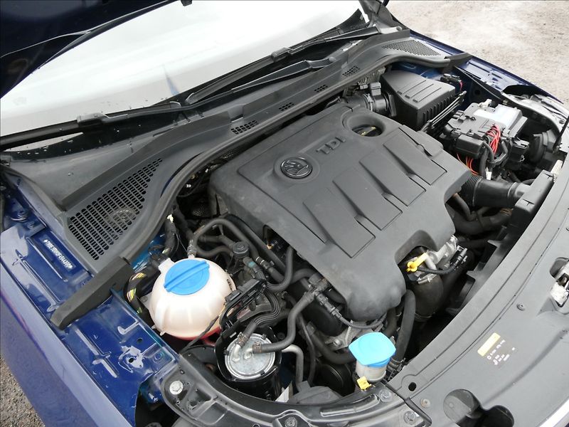 Škoda Rapid 1,6 TDi 66kW 2x kola,klima,ČR - fotka 32 z 37