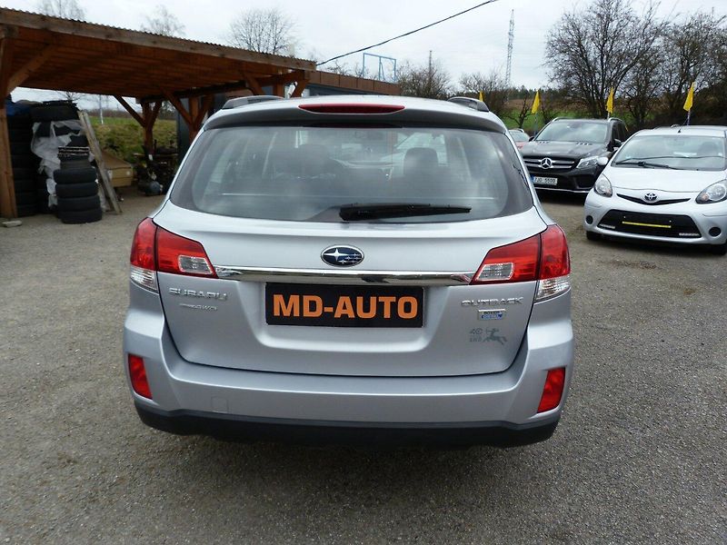 Subaru Outback 2,0D  110kW BRD - fotka 6 z 18