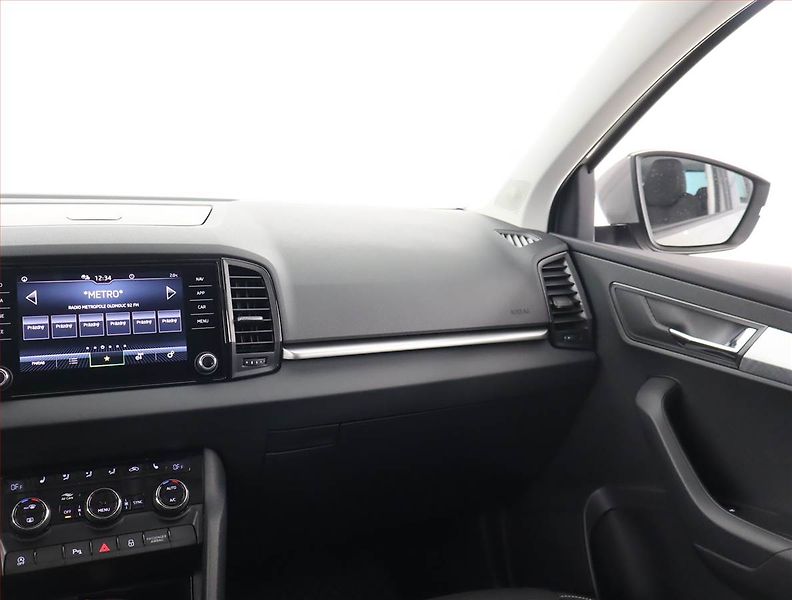 Škoda Karoq (2024) Fresh 1.5 TSI - fotka 8 z 24