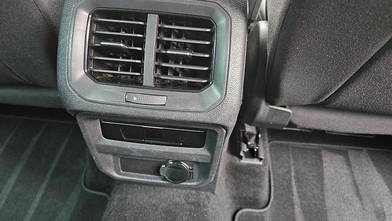 Volkswagen Tiguan (2023) 2.0 TDI 110kW Life záruka  - fotka 19 z 36