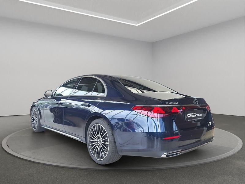 Mercedes-Benz Třídy E (2025) E 450 D 4MATIC - fotka 5 z 23