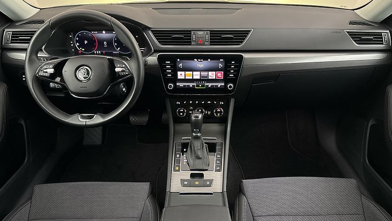 Škoda Superb 2.0 TDI DSG 4x4 Style - fotka 8 z 30