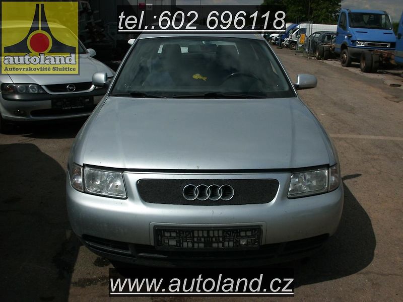 Audi A4 (1998) VOLAT 602 696118 - fotka 1 z 6