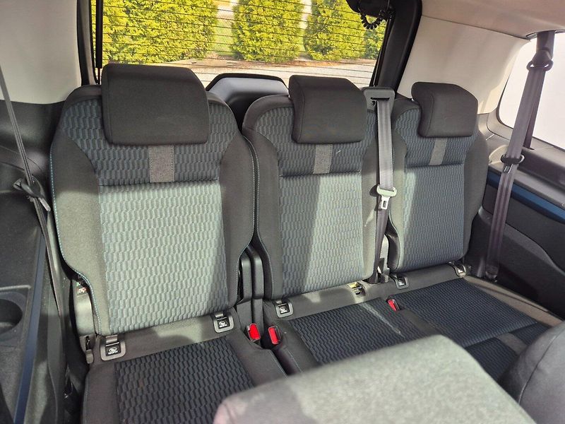 Peugeot Traveller (2018) 2.0 HDi 8 míst Odpočet DPH - fotka 11 z 26